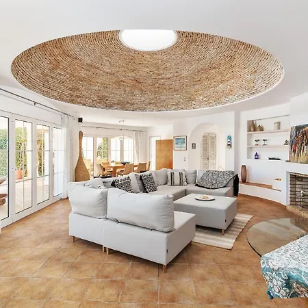 Villa Dome By Ocvillas *