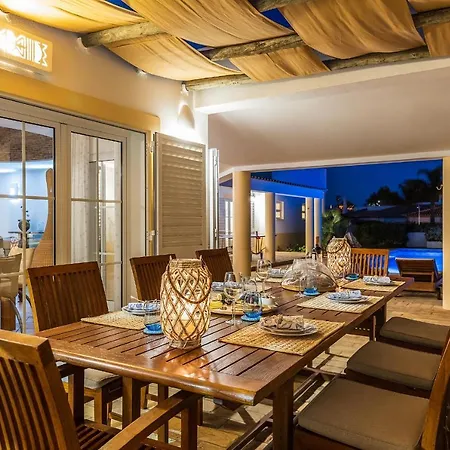 Вілла Dome By Ocvillas *